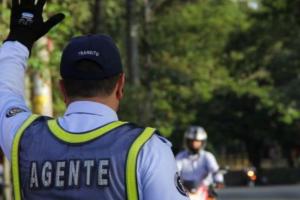 Agresión a guarda de tránsito 