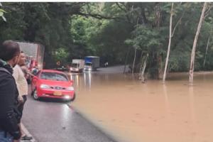 Familias afectadas por el rio cauca en Cáceres 