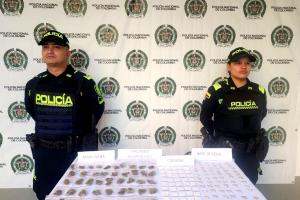 Hallaron bolsa llena de drogas en Santuario, Antioquia 