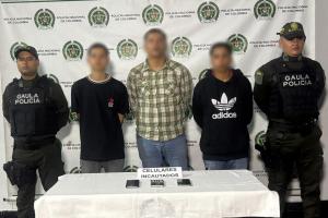 Extorsionaban a familia con $50 millones por supuesta deuda y secuestraron a una víctima dentro de un vehículo en Medellín
