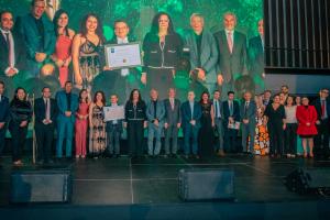 Tecnológico de Antioquia -TdeA- marca hito en la educación pública superior del país al recibir acreditación internacional