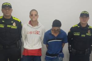 Capturados por haber agredido a policía en Metro de Medellín