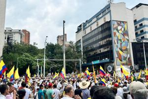 Marcha en apoyo al expresidente Uribe en Medellín