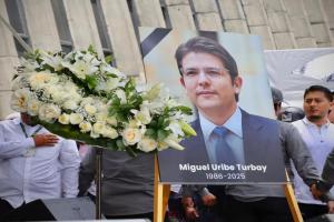 Misa Miguel Uribe, en Medellín