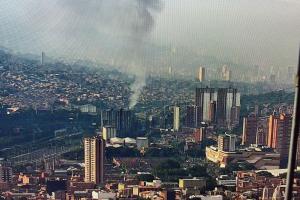 Incendio en el barrio La Francia de Medellín 
