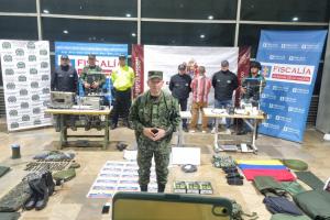 En una vivienda de Medellín fabricaban uniformes y material de intendencia para el frente 36 de las disidencias Farc