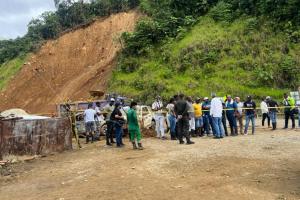 Vía Quibdó Medellín 