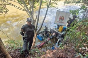 Operativos contra minería ilegal en San Carlos dejan seis capturas e incautación de taladros y motosierras
