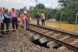El tremendo hueco que tiene incomunicado el norte con el sur del Metro de Medellín