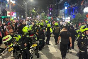 Más de 1.000 uniformados de la Policía reforzarán la seguridad en la celebración de Halloween en Medellín