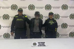 Les prendió fuego a cuatro viviendas con personas adentro en Medellín