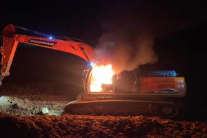 Maquinaria utilizada para la minería ilegal en Antioquia