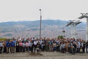 Medellín se consolida como referente internacional en transporte público tras albergar foro de la UITP