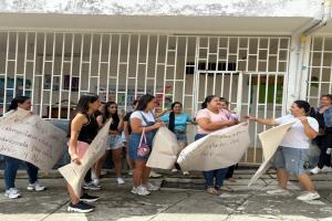 Padres de familia en San Carlos (Antioquia) piden al ICBF reactivar el contrato con el centro de atención a la primera infancia