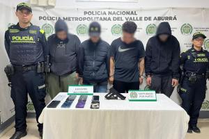 Ladrones de celulares robados en Medellín 