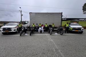 Desarticulan banda que usaba inhibidores de señal para robar carga millonaria en la vía La Pintada-Medellín