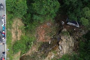 Autoridades manejan tres hipótesis sobre el siniestro que cobró 17 vidas en Antioquia