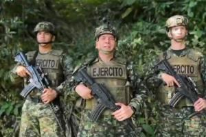Comandante de la Brigada IV del Ejército en el control de la vereda Liberia de Anorí, Antioquia 