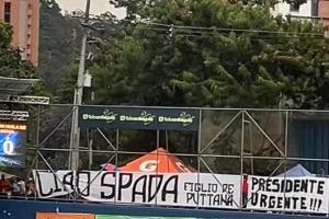 Protesta hinchas del DIM en Babyfutbol