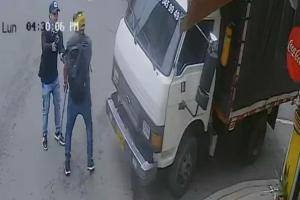 El caso más reciente se presentó en Girardota, donde le arrebataron el bolso a un hombre con un botín de $18 millones de pesos.