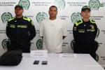 Judicializan a policía por homicidio agravado: lo acusan de acechar y matar al novio de su ex en Pueblorrico