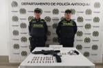 Propietarios de distribuidora de gaseosas en Rionegro fueron blanco de ataque armado; la Policía reaccionó y frustró el atentado