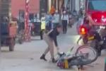 Mujer despechada no toleró que le terminaran y quemó la moto de su novio en San Roque, Antioquia  