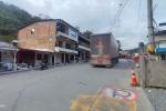 Bloqueo en corredor vial Quibdó - Medellín