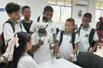 Jóvenes en Urabá buscar becas universitarias a través de laboratorios de robótica