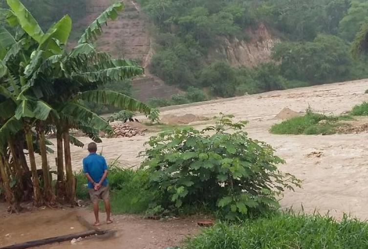en alerta de deslizamiento por las fuertes lluvias