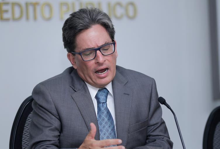 Alberto Carrasquilla, ministro de Hacienda