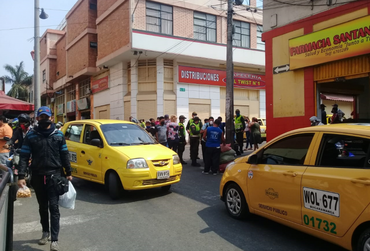 Varias personas incumplen confinamiento en Bucaramanga.