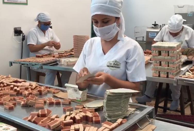 Aumento de escasez de agua afecta producción del bocadillo