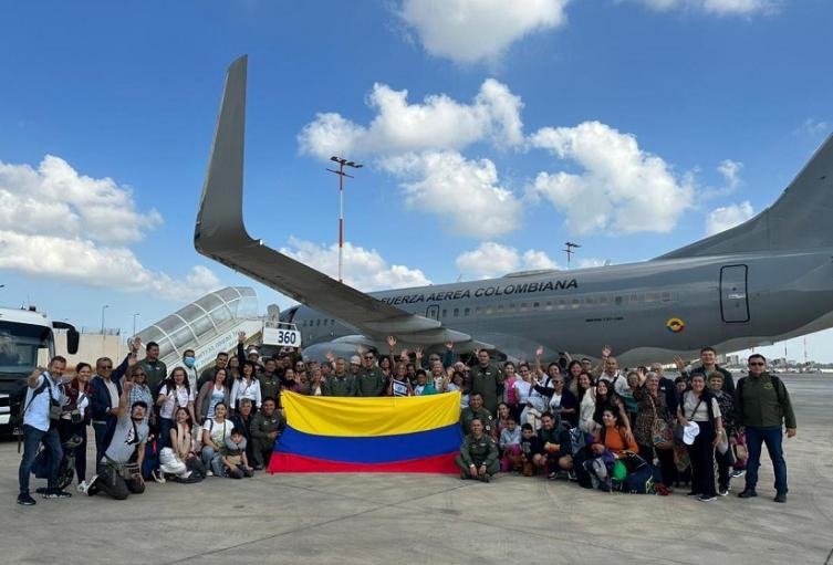 Sale primer vuelo desde Israel