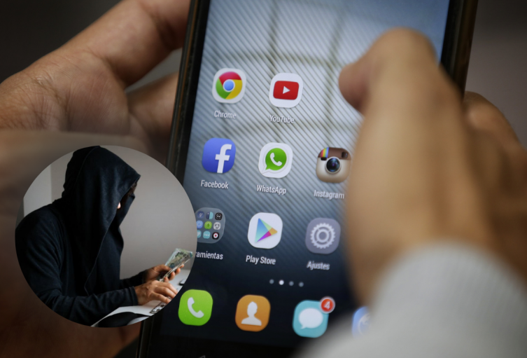 Persona manejando su celular