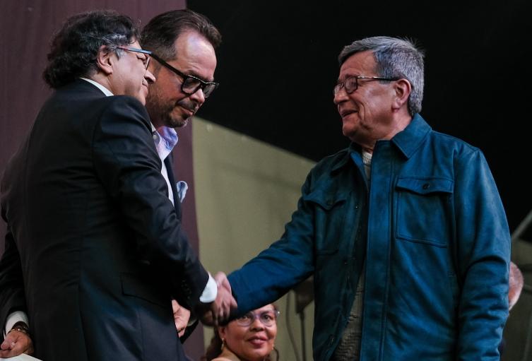 Presidente Gustavo Petro y Pablo Beltrán