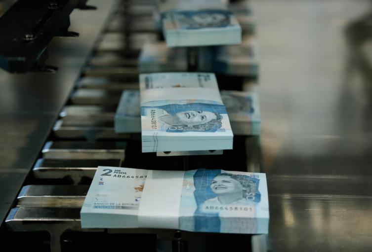 Pesos colombianos