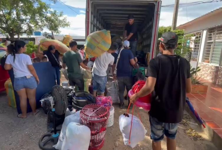 Desplazados del Catatumbo son nuevamente trasladados a hoteles de Cúcuta 