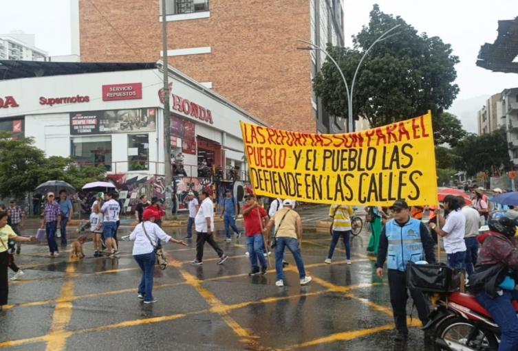 Marcha de docentes en Bucaramanga
