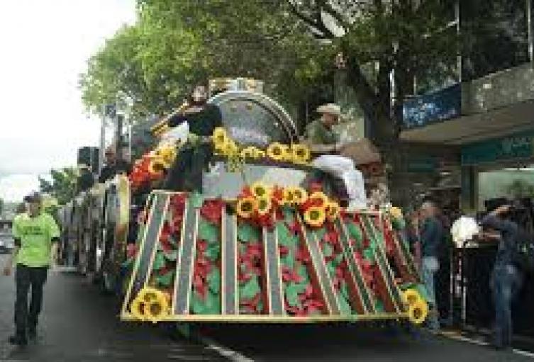 Carrozas y Comparsas en Cúcuta