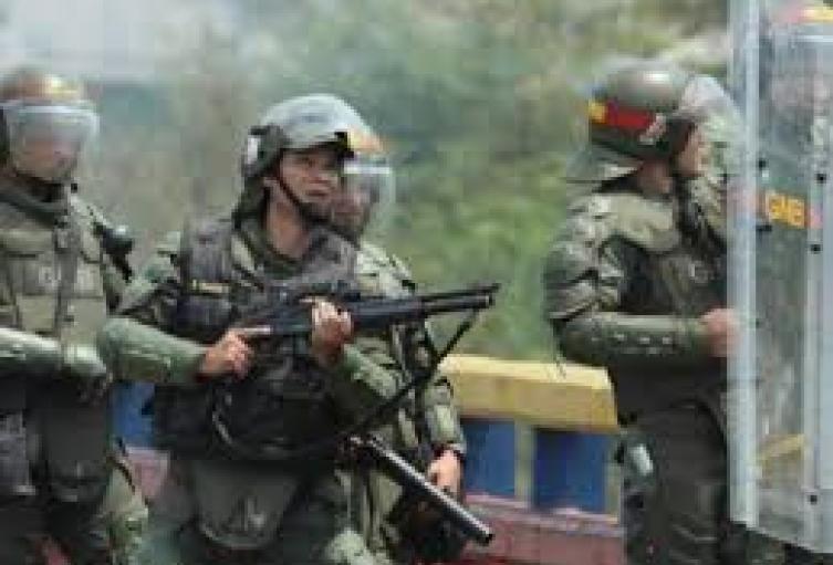 Guardia venezolana en zona de Frontera
