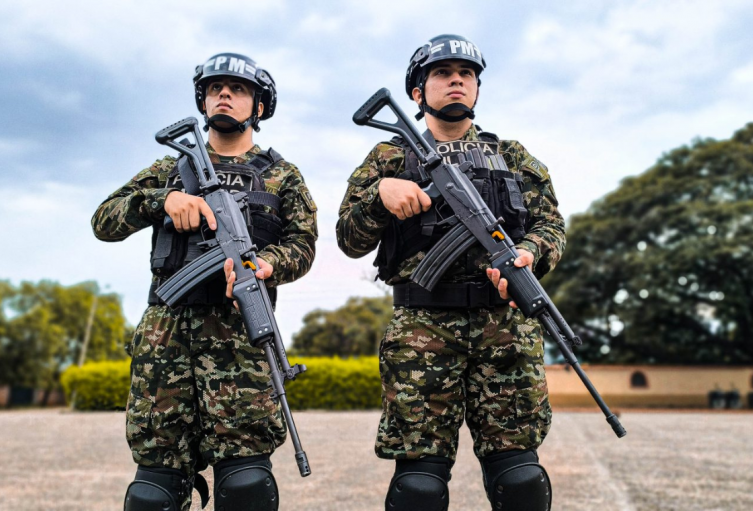 Dos pelotones llegarán a Bucaramanga para apoyar controles y patrullajes.