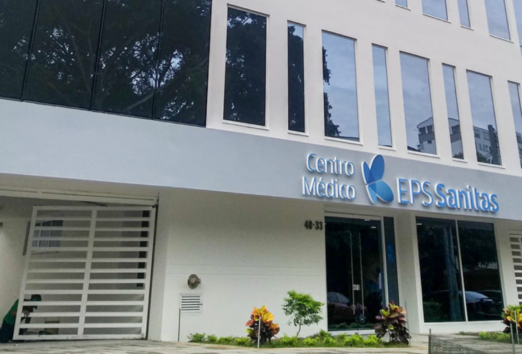 Usuarios de la EPS Sanitas piden reactivación de convenios con el Hospital Universitario