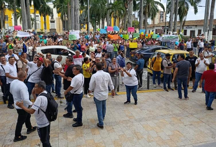 Ciudadanos muestran apoyo a Jaime Andrés Beltrán