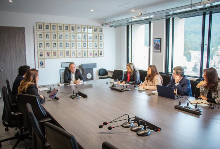 Reunión del Ministro de Trabajo con el Ministerio de Vivienda.