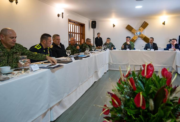 Ministro de Defensa y presidente de la JEP