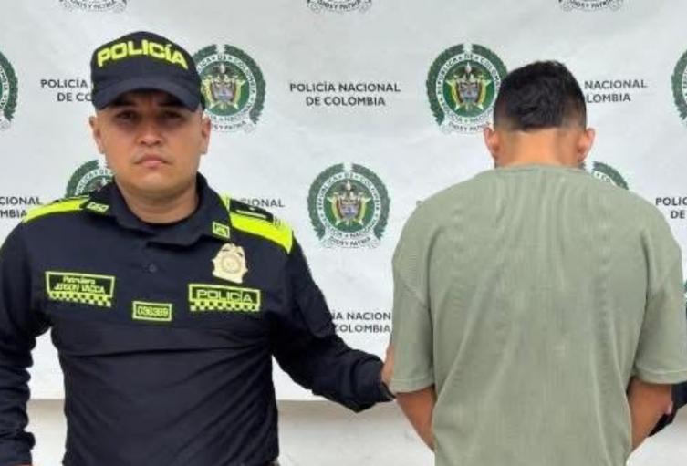 Presunto integrante de Los del Sur capturado en Aguachica Presunto integrante de Los del Sur capturado en Aguachica