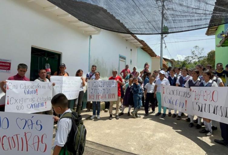 Protesta estudiantil en El Guacamayo