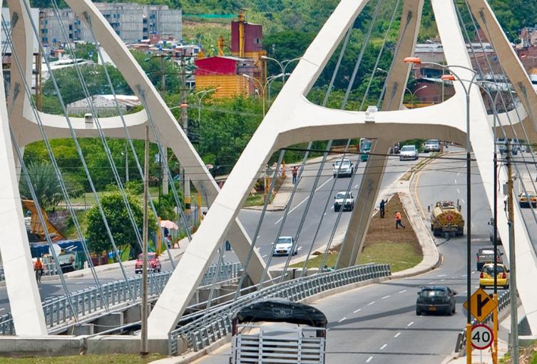 Puente Antonia Santos, Girón