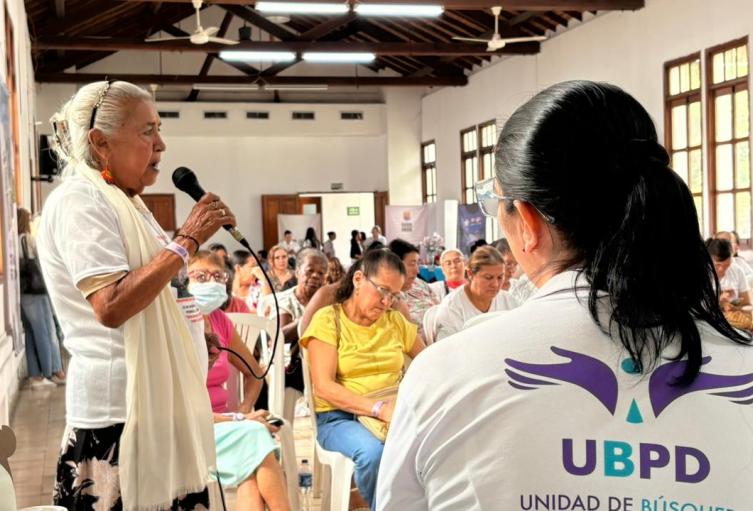 Mujeres buscadoras de víctimas de desaparición forzada en Norte de Santander
